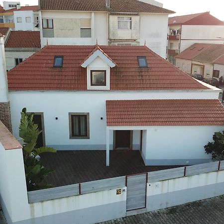 Surfsoul Guesthouse - Bed And Breakfast Peniche Extérieur photo