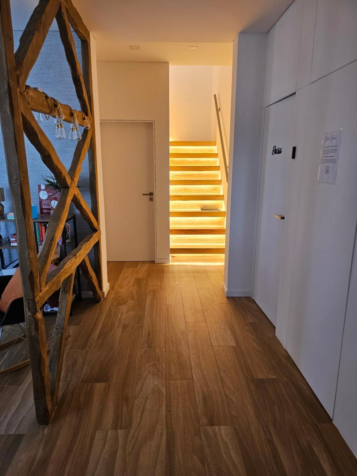 Surfsoul Guesthouse - Bed And Breakfast Peniche Extérieur photo
