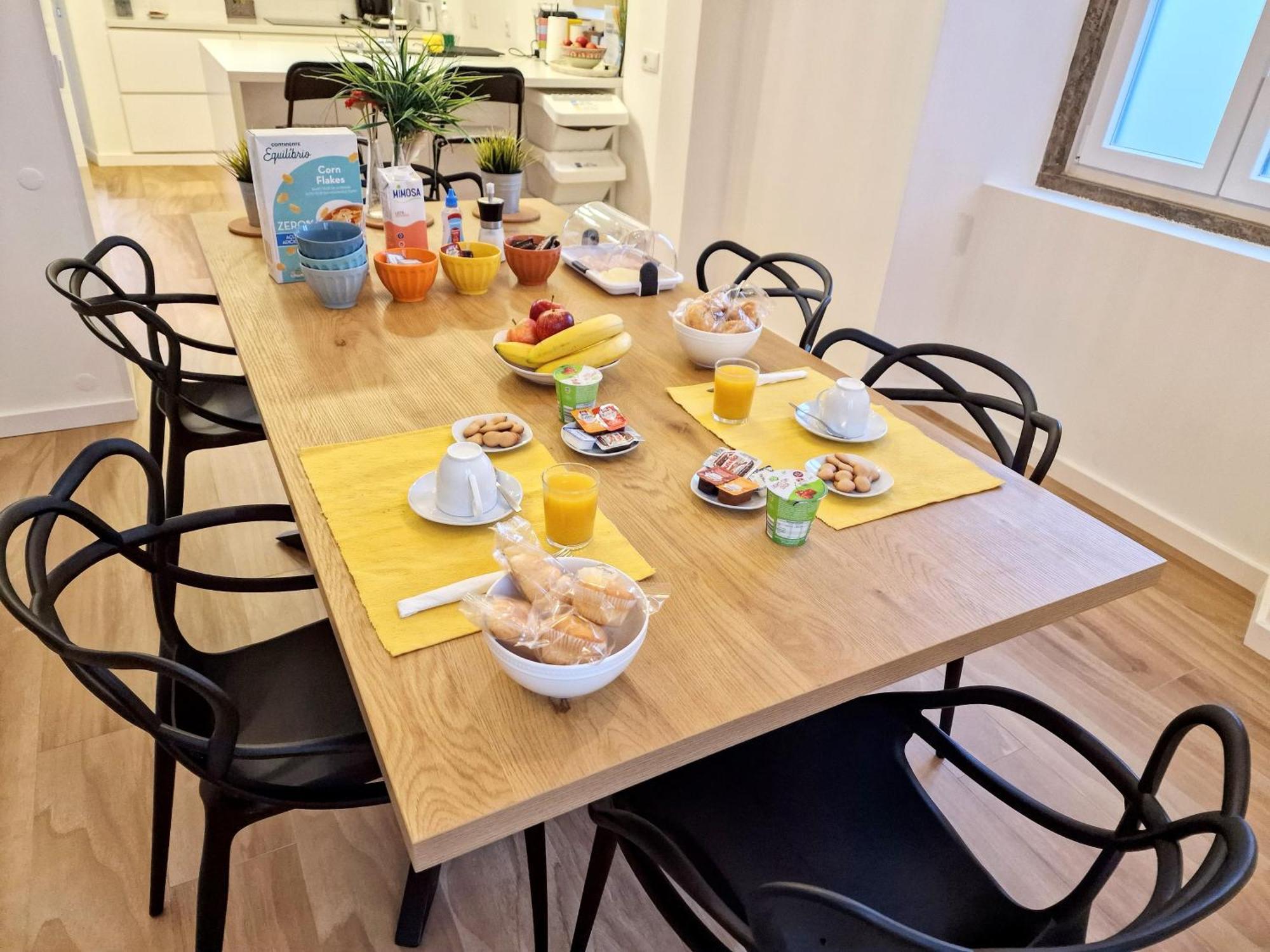 Surfsoul Guesthouse - Bed And Breakfast Peniche Extérieur photo